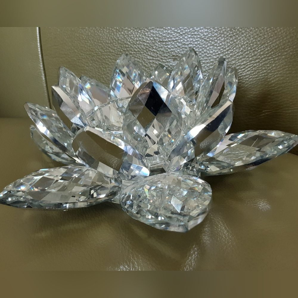 Lotus Flower Crystal Cut Glass Faceted Mirror Sparkling Candle Holder 8" - Picture 6 of 7